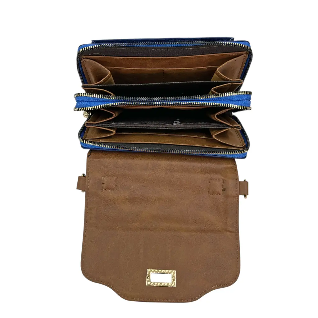 C22CLOPGMEZ (5).webp