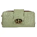 CARTERA BROCHE PIEL COLORES