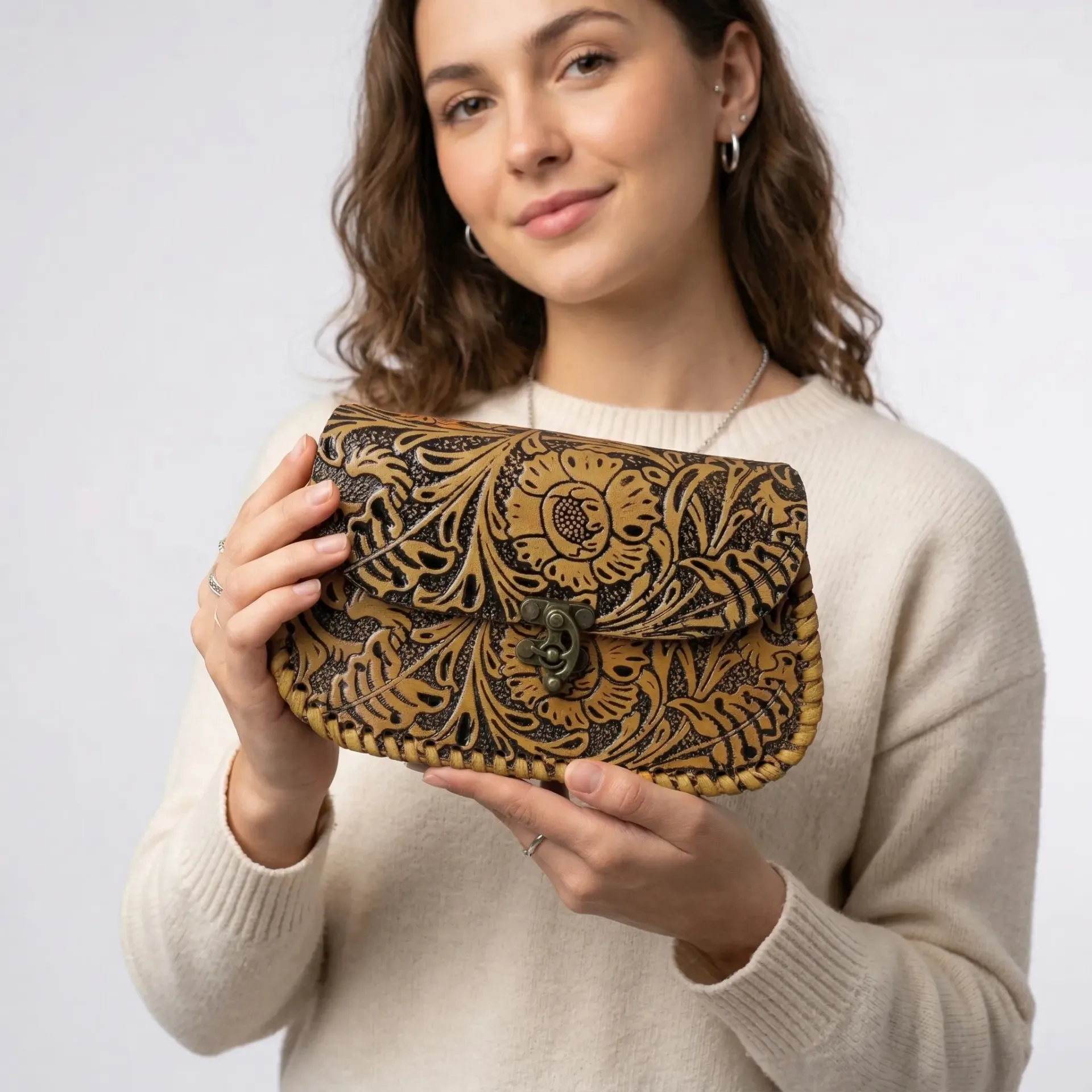 [B1CEVCFNAR] CECY VAQUETA CINCELADA (FLORES NARANJA)