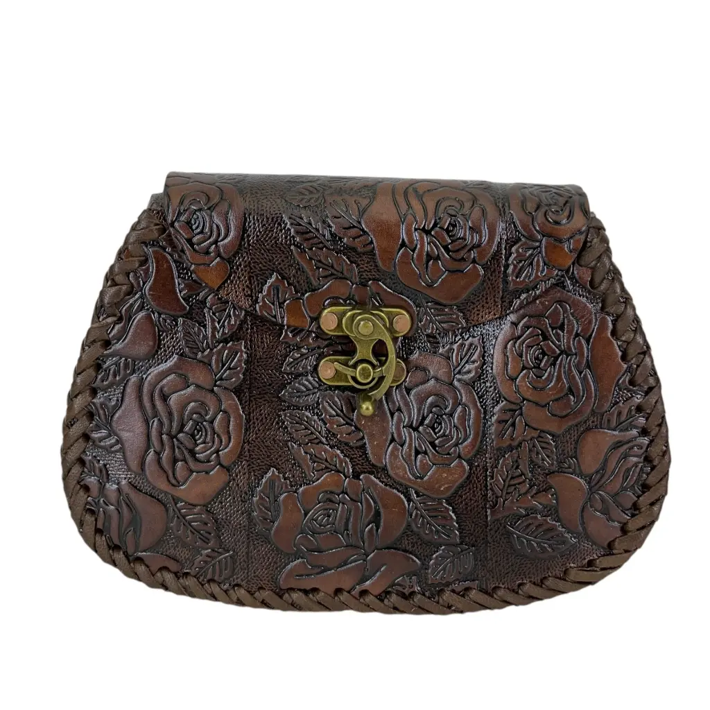 LOLA VAQUETA CINCELADA