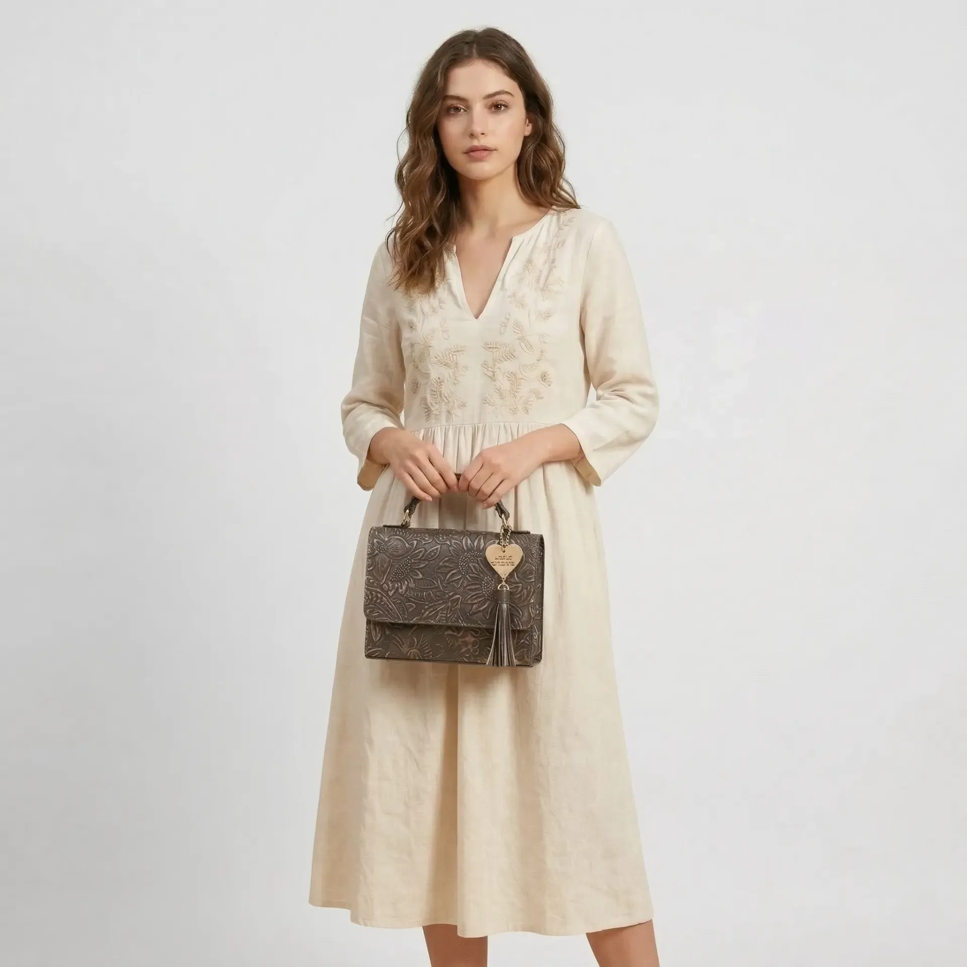 [B6CQGMNUOS] COQUETA PIEL  (GIRASOL MUNEQ NUDE/ORO/SHEDRON)