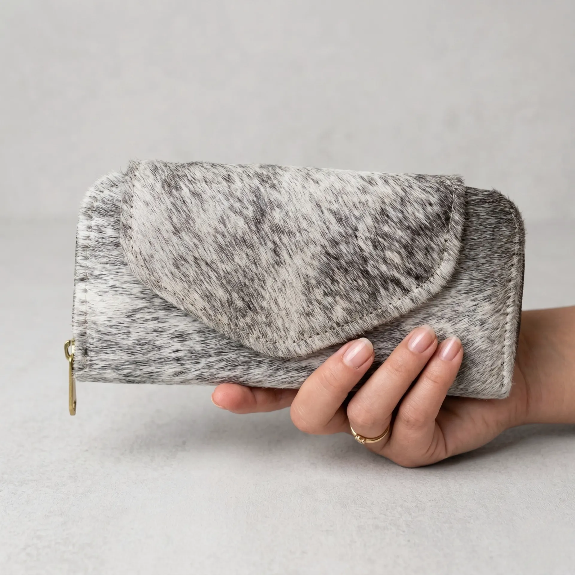 [C7KRLPPSHE] CARTERA KARLY PIEL (PELO COMPLEMENTO SHEDRON)